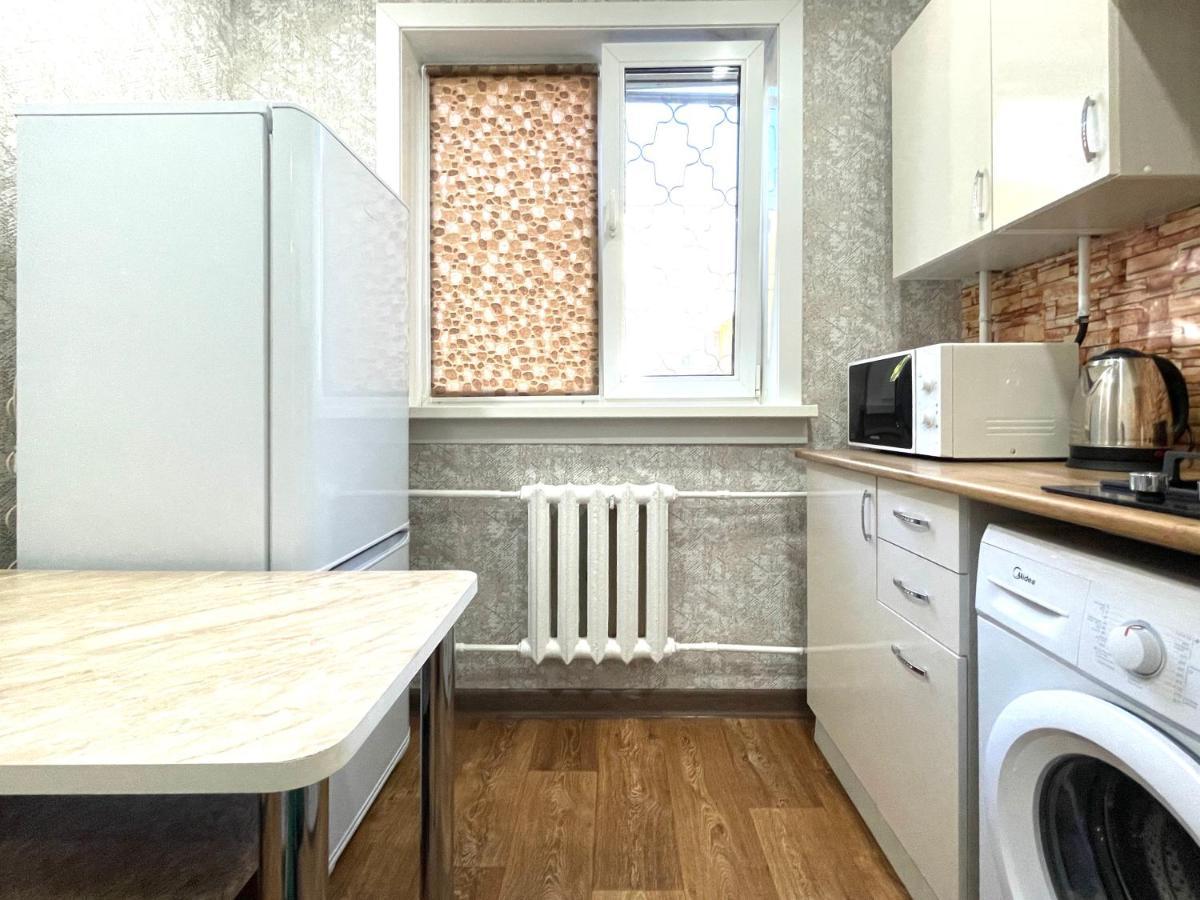 Абая 68 Квартира В Центре, 4 Спальных Места Petropavlovsk Exterior foto